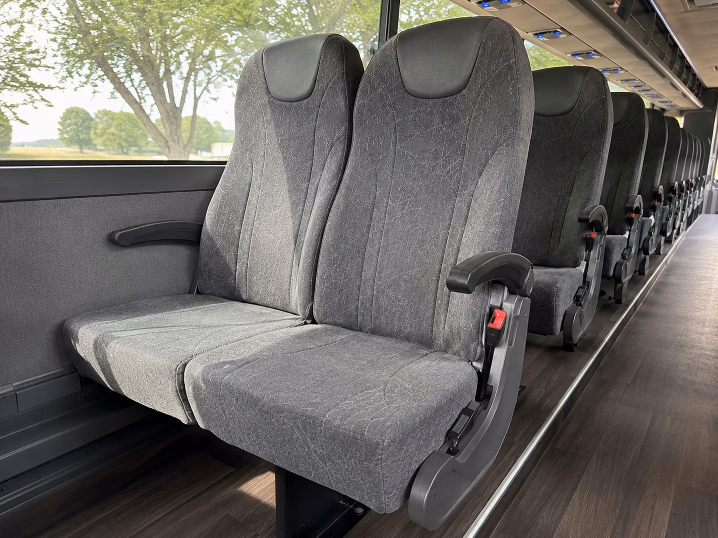 berkeleycharterbus com helps you handle airport transfers and out of town guest shuttles for berkeley weddings